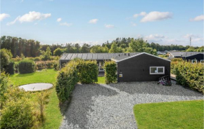 Amazing Home In Glesborg With Kitchen